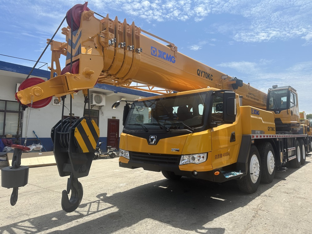XCMG qy70kc xct75 qy75kc 75 ton truck crane - موبايل كرين: صور 1 XCMG qy70kc xct75 qy75kc 75 ton truck crane - موبايل كرين: صور 1