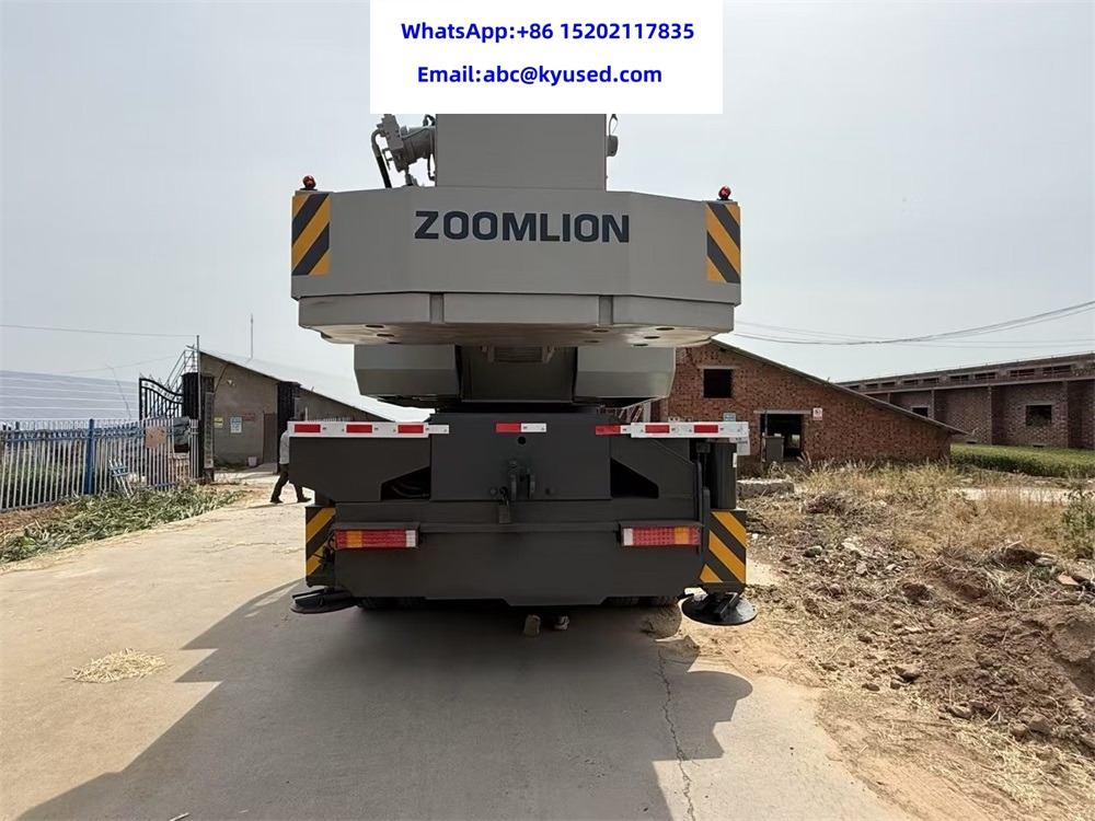 ZOOMLION ZTC700V QY70V 50Ton 70ton truck crane - موبايل كرين: صور 5 ZOOMLION ZTC700V QY70V 50Ton 70ton truck crane - موبايل كرين: صور 5