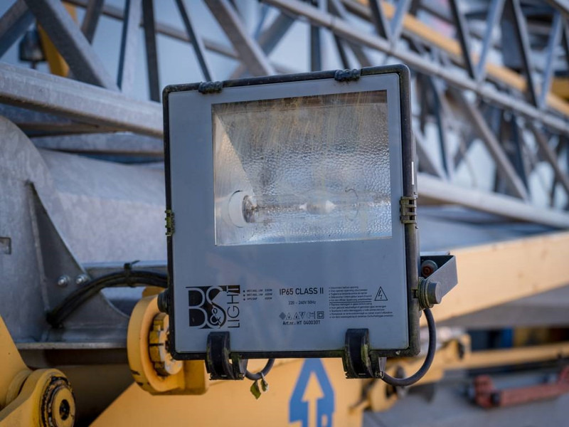 Potain IGO 21 - رافعة ذاتية التركيب: صور 4 Potain IGO 21 - رافعة ذاتية التركيب: صور 4