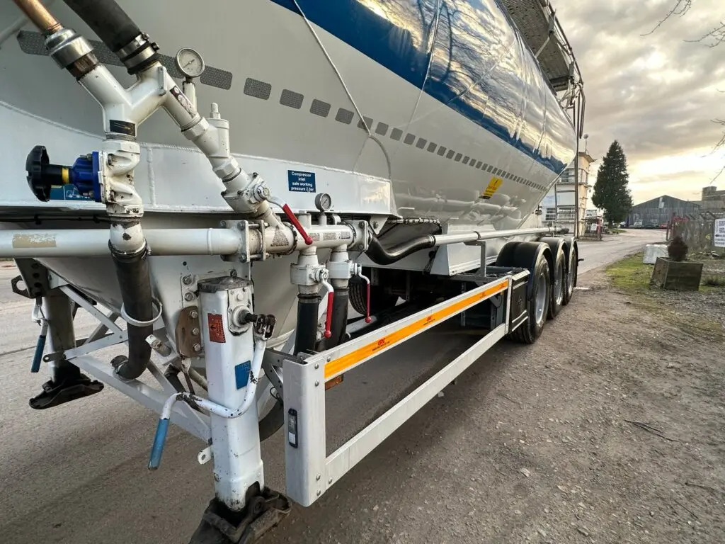 بلكر Feldbinder Powder Tanker: صور 17 بلكر Feldbinder Powder Tanker: صور 17