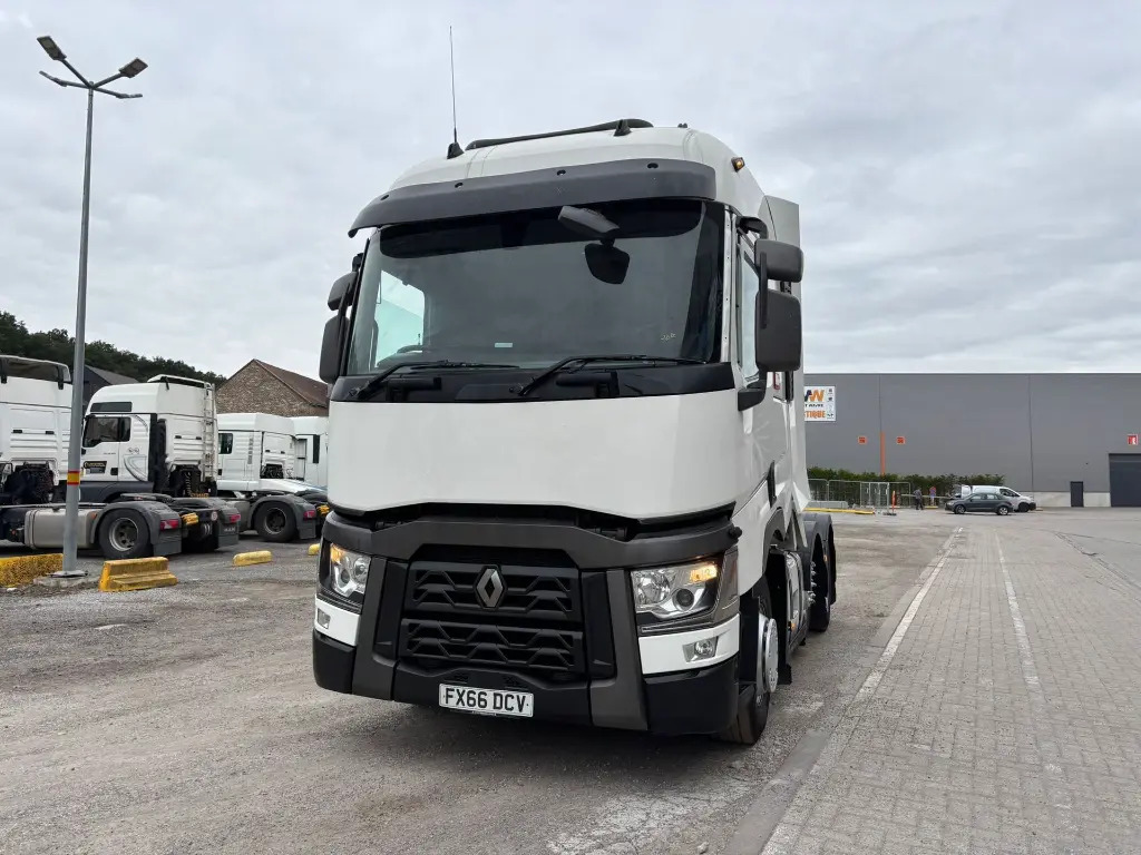 Renault T 460 (DCV) - شاحنة جرار: صور 3 Renault T 460 (DCV) - شاحنة جرار: صور 3