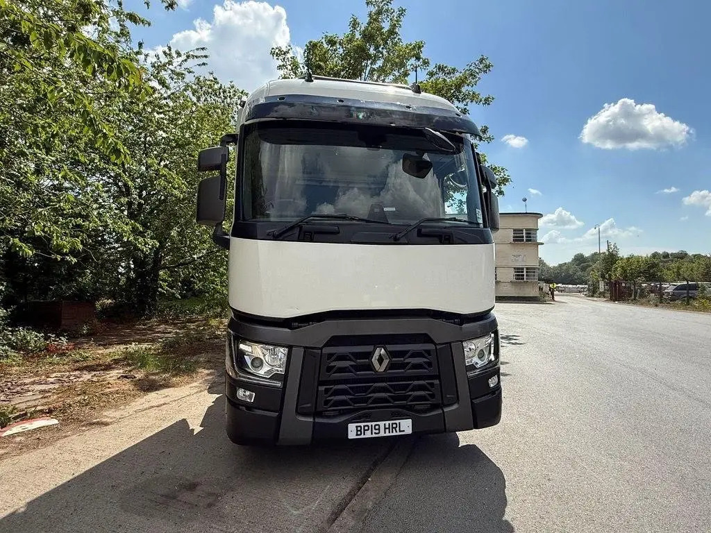 Renault T 460 (HRL) - شاحنة جرار: صور 3 Renault T 460 (HRL) - شاحنة جرار: صور 3