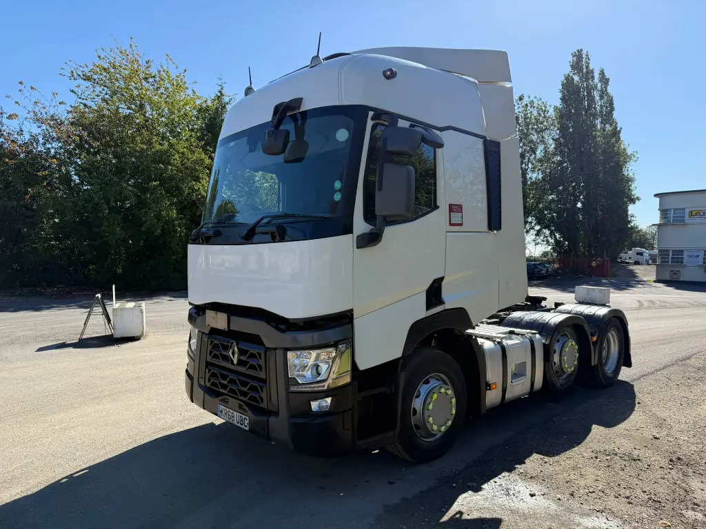Renault T 480 (UBC) - شاحنة جرار: صور 5 Renault T 480 (UBC) - شاحنة جرار: صور 5