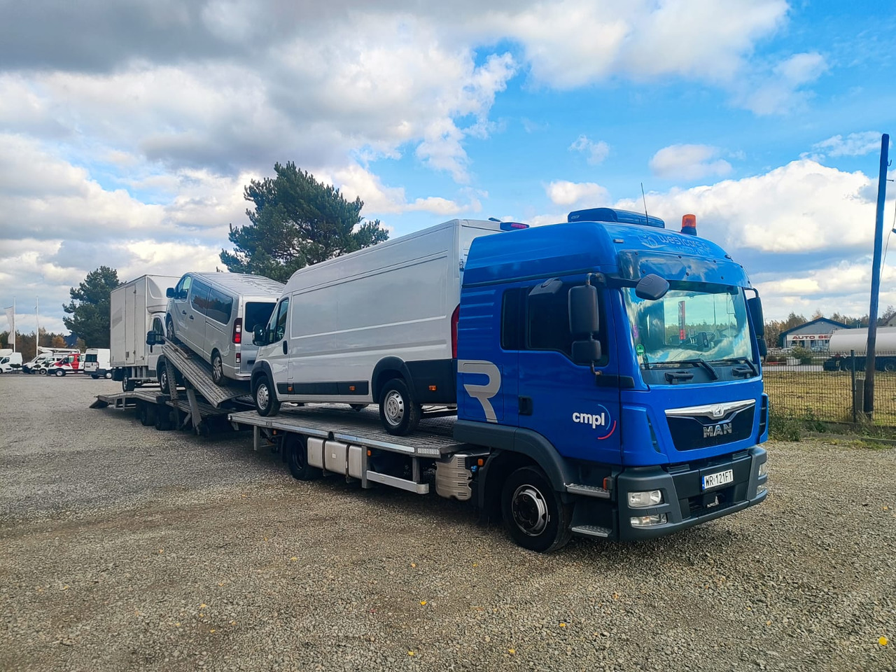 شاحنة نقل سيارات شاحنة لنقل المعدات الثقيلة MAN TGL: صور 9 شاحنة نقل سيارات شاحنة لنقل المعدات الثقيلة MAN TGL: صور 9