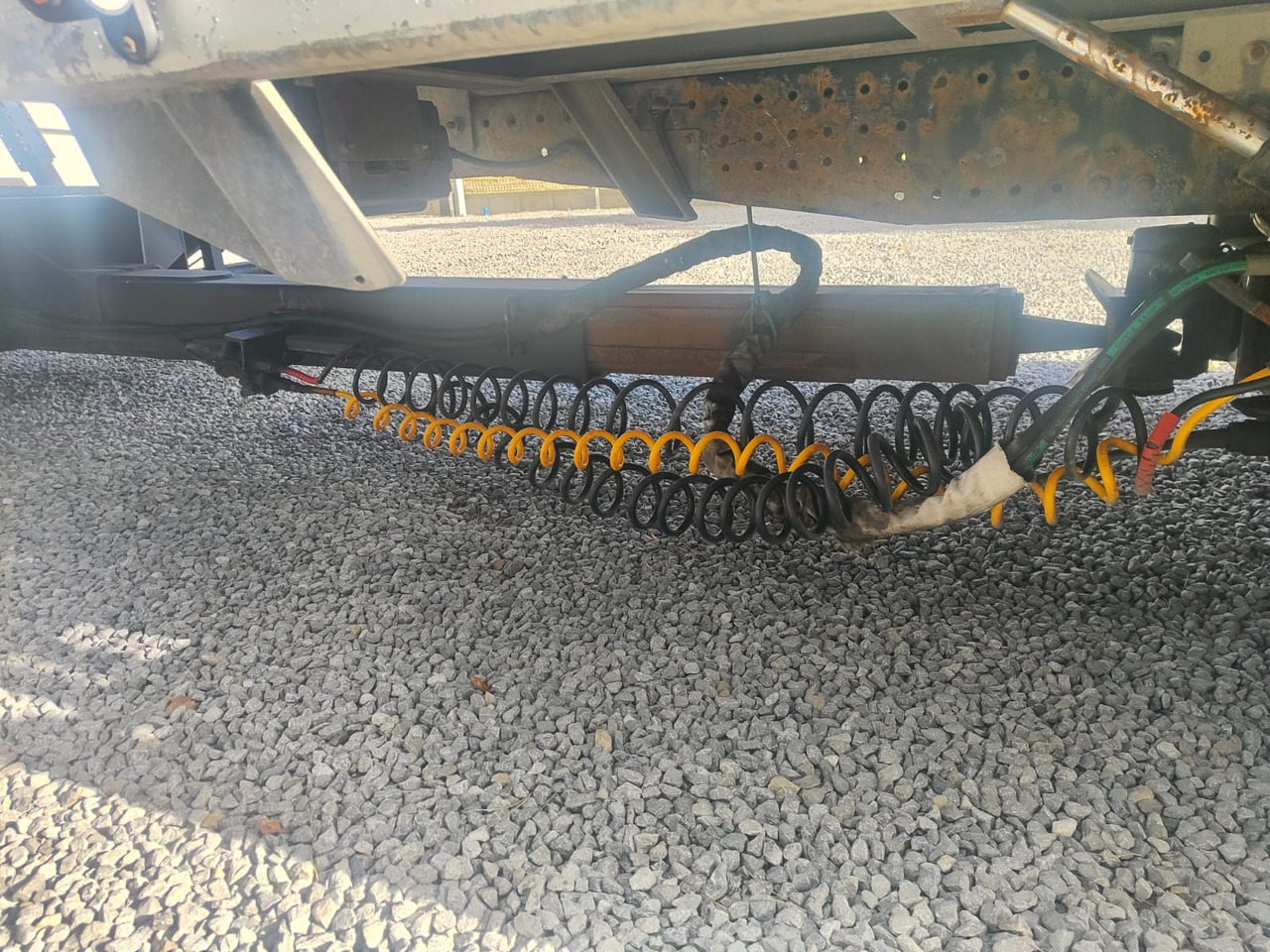 شاحنة نقل سيارات شاحنة لنقل المعدات الثقيلة MAN TGL: صور 18 شاحنة نقل سيارات شاحنة لنقل المعدات الثقيلة MAN TGL: صور 18