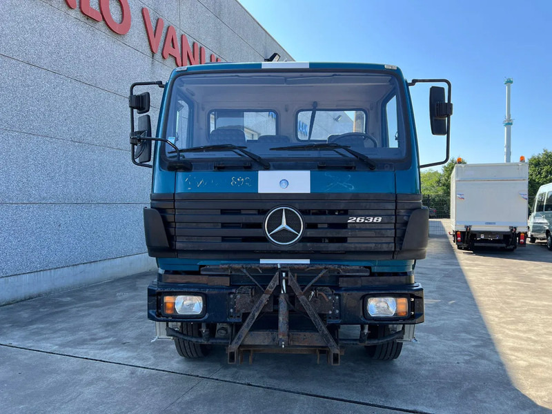 Mercedes-Benz SK 2638 V8 Ex-politie voertuig - شاحنة ذات الخطاف: صور 2 Mercedes-Benz SK 2638 V8 Ex-politie voertuig - شاحنة ذات الخطاف: صور 2