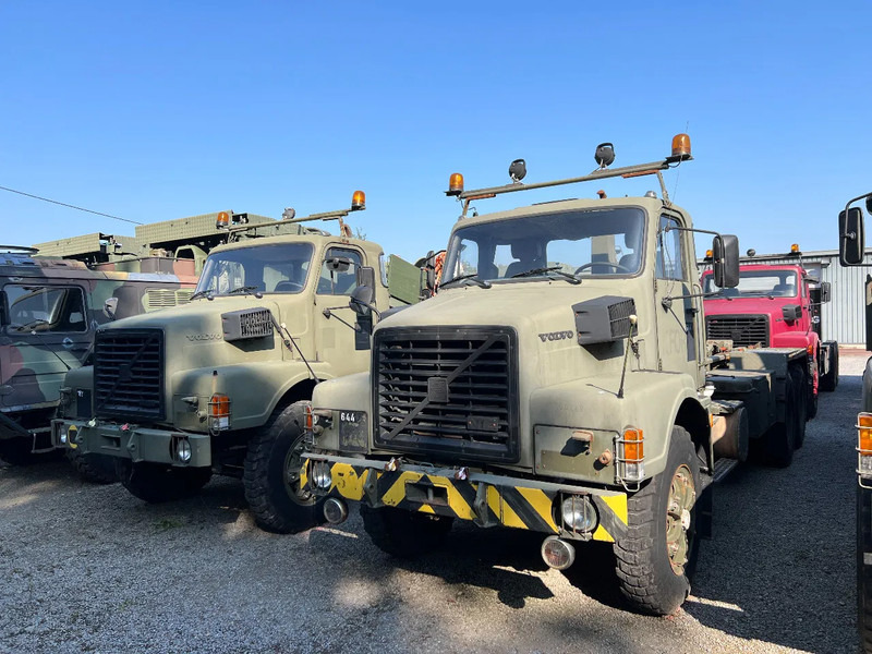 Volvo N 10 6X4 - HOOK CONTAINER (3x stock) - شاحنة: صور 3 Volvo N 10 6X4 - HOOK CONTAINER (3x stock) - شاحنة: صور 3