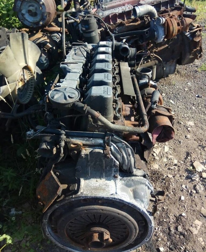 MAN D2876 LOH01 MAN Neoplan N5218, RH403, FRH462, RH463, RH464, RHC464, RHS464, 24.410, 24.460, Neoplan N116/3 и Van hool TD924 - المحرك - حافلة: صور 2 MAN D2876 LOH01 MAN Neoplan N5218, RH403, FRH462, RH463, RH464, RHC464, RHS464, 24.410, 24.460, Neoplan N116/3 и Van hool TD924 - المحرك - حافلة: صور 2