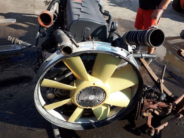 Renault DXI13 480 EURO 5 EEV   truck - المحرك - شاحنة: صور 4 Renault DXI13 480 EURO 5 EEV   truck - المحرك - شاحنة: صور 4