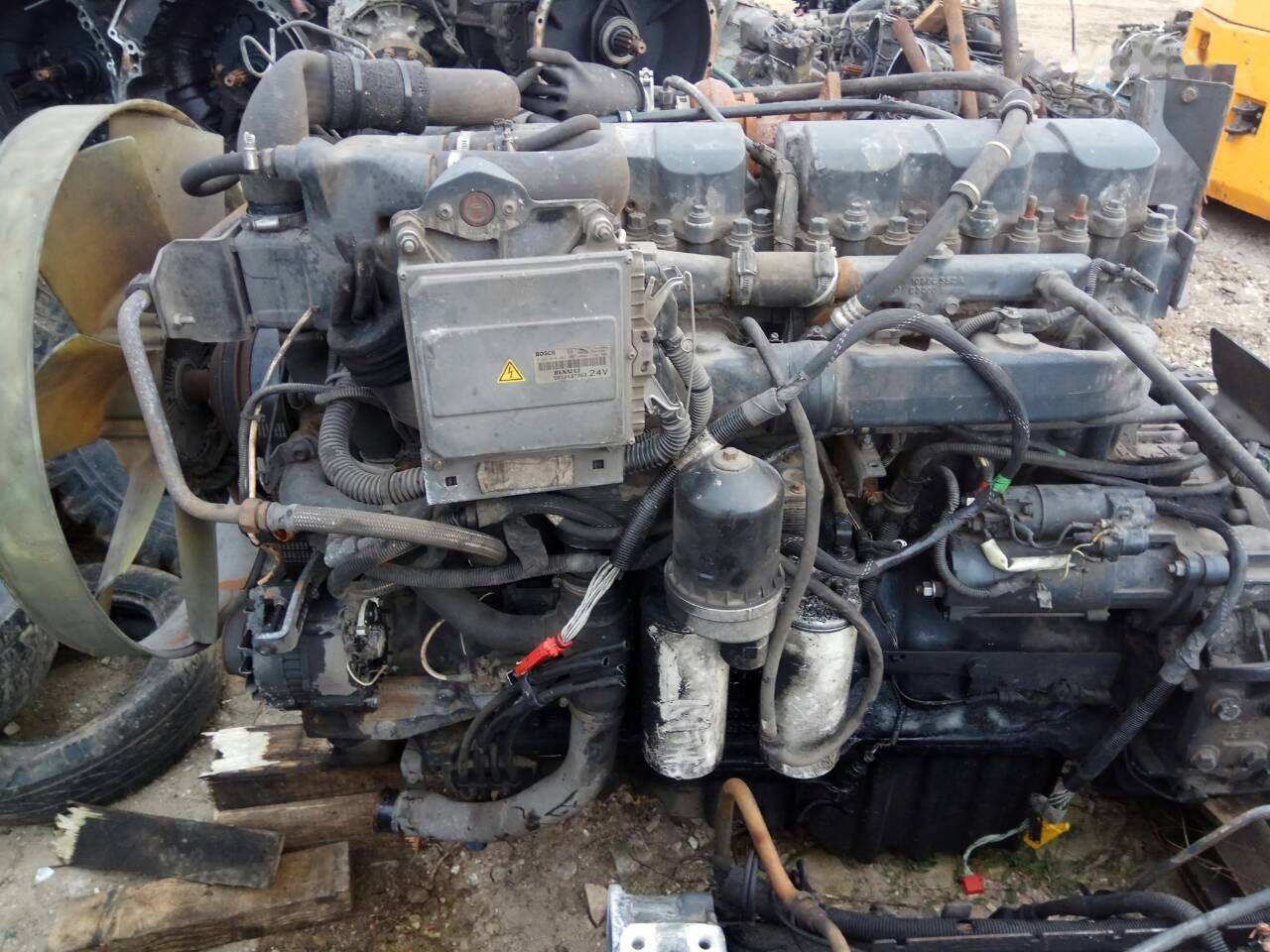 Renault E-TECH 440   Renault MAGNUM - المحرك - شاحنة: صور 2 Renault E-TECH 440   Renault MAGNUM - المحرك - شاحنة: صور 2