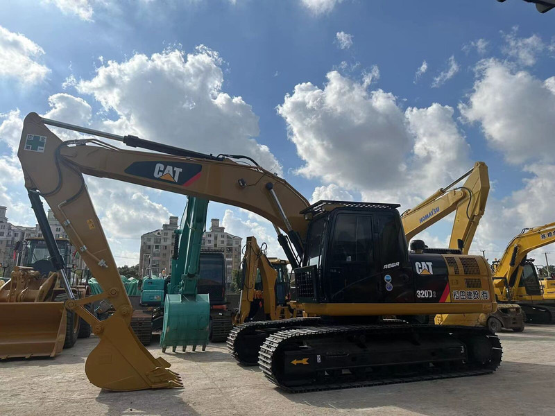 Caterpillar 320D2 - حفارات زحافة: صور 1 Caterpillar 320D2 - حفارات زحافة: صور 1