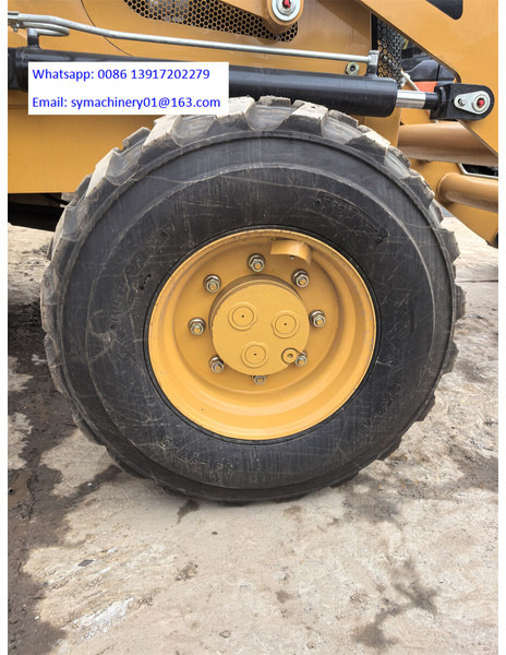 Caterpillar 430F2 - حفار متعدد الاستخدام: صور 5 Caterpillar 430F2 - حفار متعدد الاستخدام: صور 5
