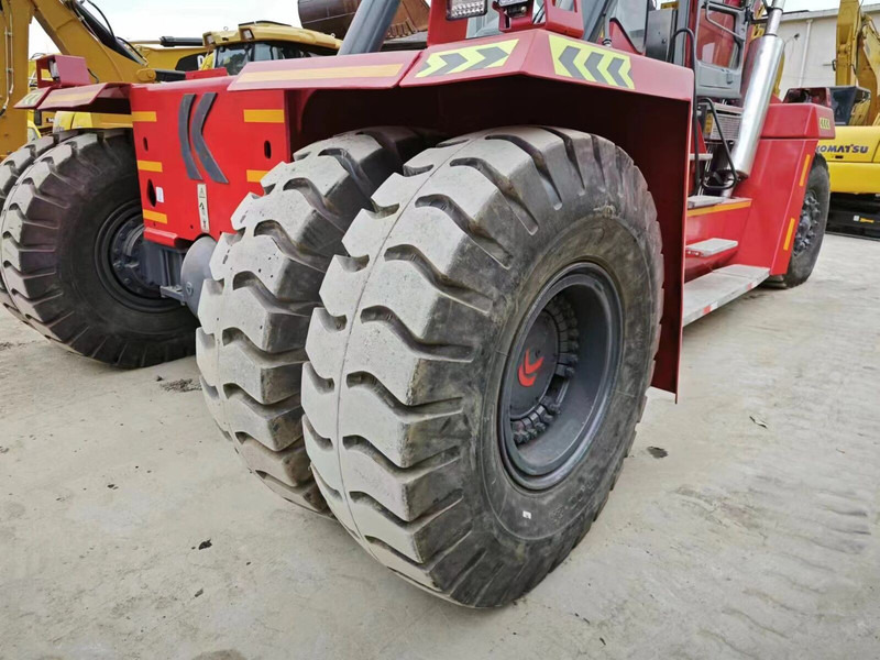 Kalmar DRF450 - رافعات حاويات: صور 4 Kalmar DRF450 - رافعات حاويات: صور 4