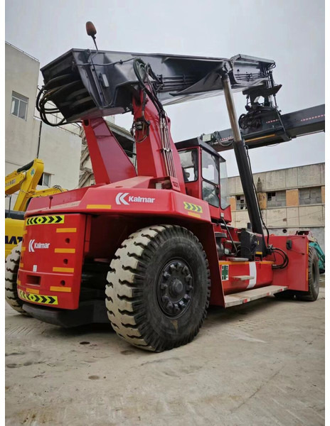 Kalmar DRF450 - رافعات حاويات: صور 1 Kalmar DRF450 - رافعات حاويات: صور 1