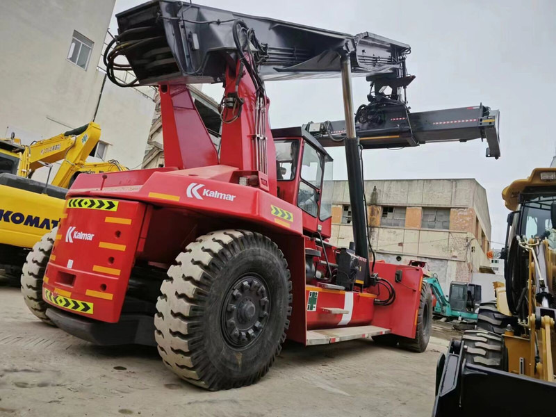 Kalmar DRF450 - رافعات حاويات: صور 1 Kalmar DRF450 - رافعات حاويات: صور 1