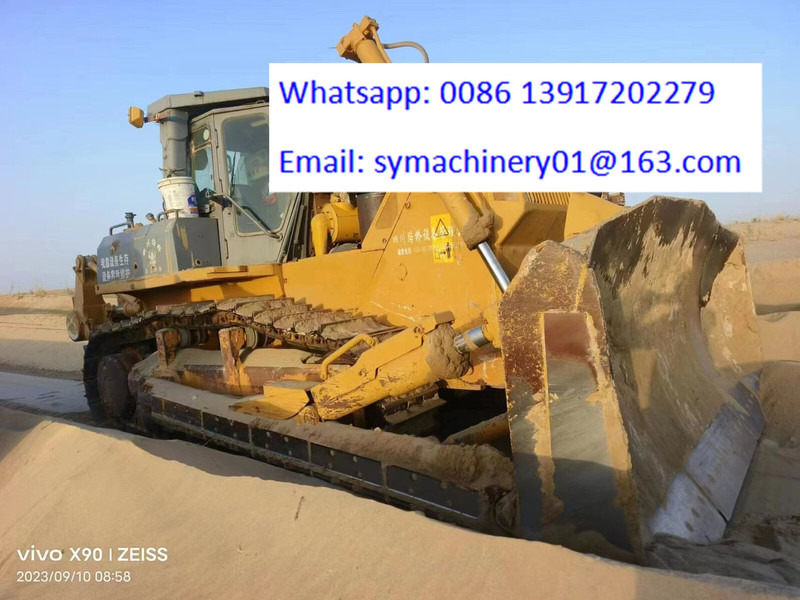 Komatsu D155A-5 - بلدوزر: صور 5 Komatsu D155A-5 - بلدوزر: صور 5