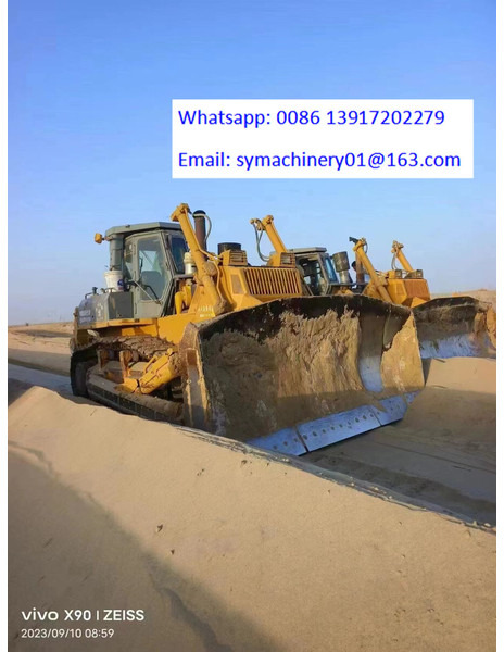Komatsu D155A-5 - بلدوزر: صور 1 Komatsu D155A-5 - بلدوزر: صور 1
