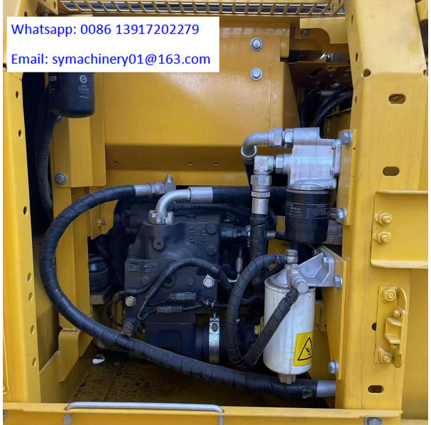 Komatsu PC130 - حفارات زحافة: صور 4 Komatsu PC130 - حفارات زحافة: صور 4