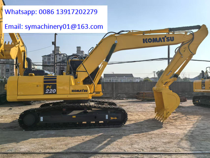 Komatsu PC220-8 - حفارات زحافة: صور 2 Komatsu PC220-8 - حفارات زحافة: صور 2