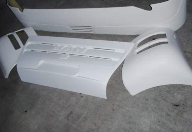 Zderzak przedni środkowy MAN Lion's Coach R07,R08 do autobusu MAN Lions Coach MAN LION'S COACH R07, R08 - كأس مترعة - حافلة: صور 2 Zderzak przedni środkowy MAN Lion's Coach R07,R08 do autobusu MAN Lions Coach MAN LION'S COACH R07, R08 - كأس مترعة - حافلة: صور 2