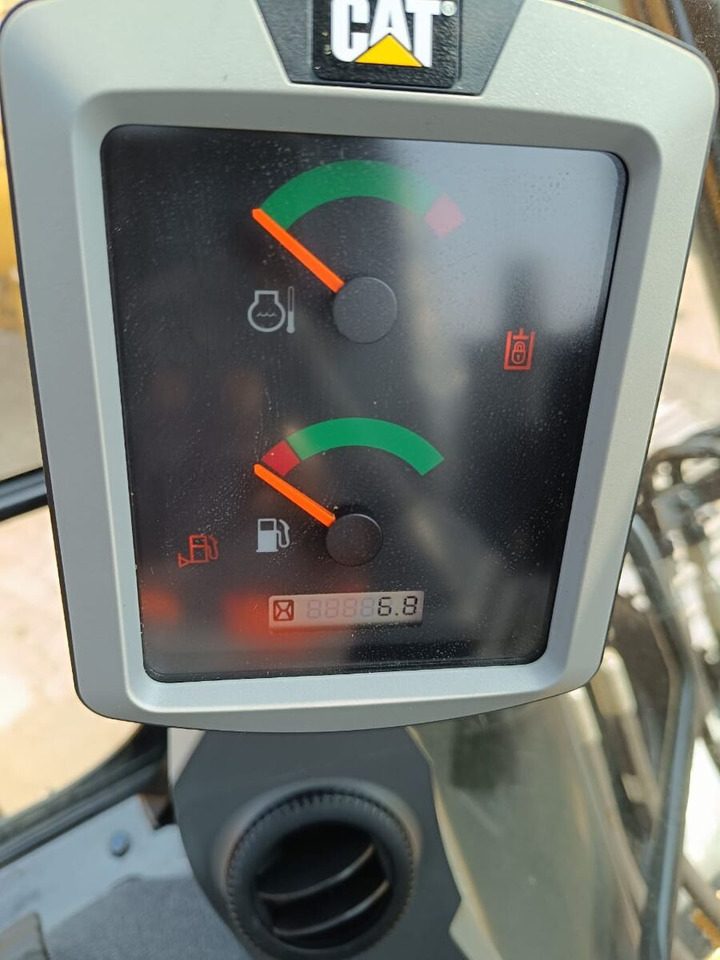 New Caterpillar 320D3GC tracked excavator - حفارات زحافة: صور 3 New Caterpillar 320D3GC tracked excavator - حفارات زحافة: صور 3