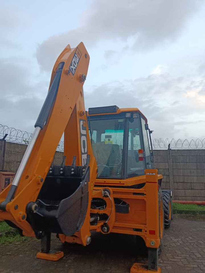 New JCB 3DX backhoe loader - حفار متعدد الاستخدام: صور 5 New JCB 3DX backhoe loader - حفار متعدد الاستخدام: صور 5