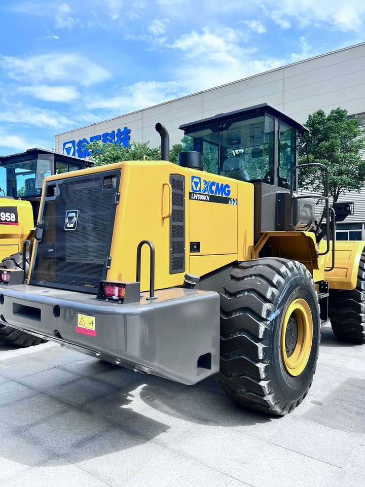 New XCMG XC968 wheel loader - اللودر بعجل: صور 2 New XCMG XC968 wheel loader - اللودر بعجل: صور 2