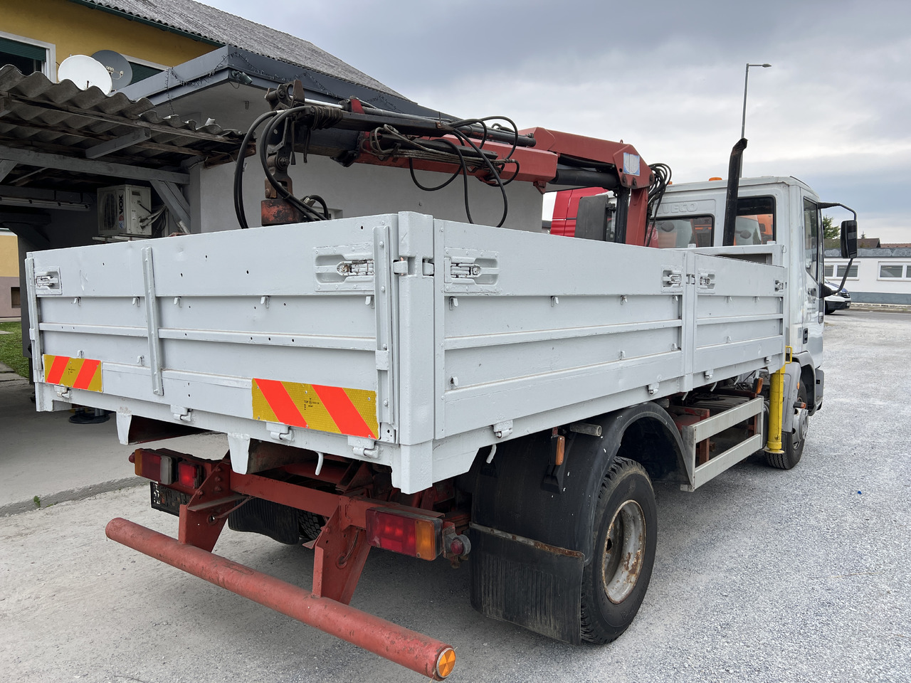 IVECO EUROCARGO 75E15 Kipper mit Kran - قلابات, شاحنة كرين: صور 3 IVECO EUROCARGO 75E15 Kipper mit Kran - قلابات, شاحنة كرين: صور 3