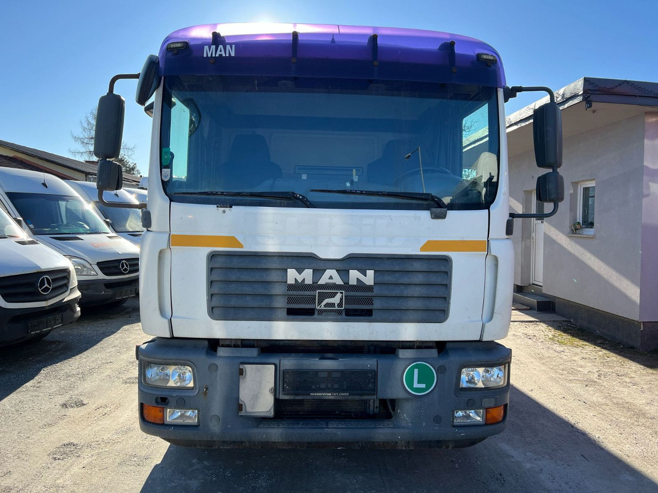 MAN TGM 15:280 4x2 BL - بصندوق مغلق شاحنة: صور 5 MAN TGM 15:280 4x2 BL - بصندوق مغلق شاحنة: صور 5