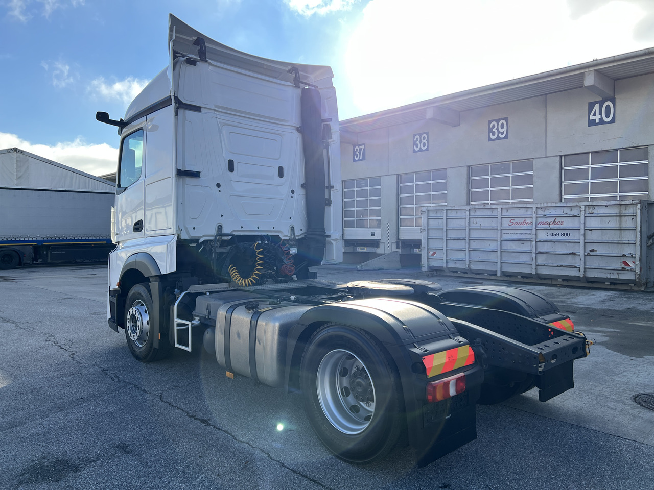 MERCEDES-BENZ Mercedes-Benz Actros 1846 | Standklima | Retarder | Euro 6 - شاحنة جرار: صور 4 MERCEDES-BENZ Mercedes-Benz Actros 1846 | Standklima | Retarder | Euro 6 - شاحنة جرار: صور 4