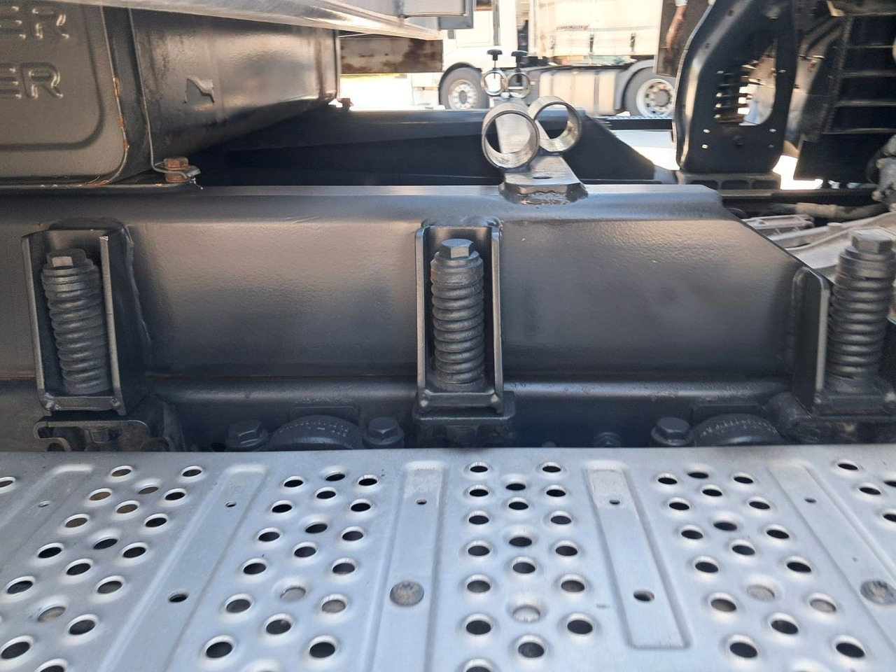 قلابات Mercedes-Benz Actros 2651 Dreiseitk.|Lift-Lenk | Klima | Retar: صور 18 قلابات Mercedes-Benz Actros 2651 Dreiseitk.|Lift-Lenk | Klima | Retar: صور 18