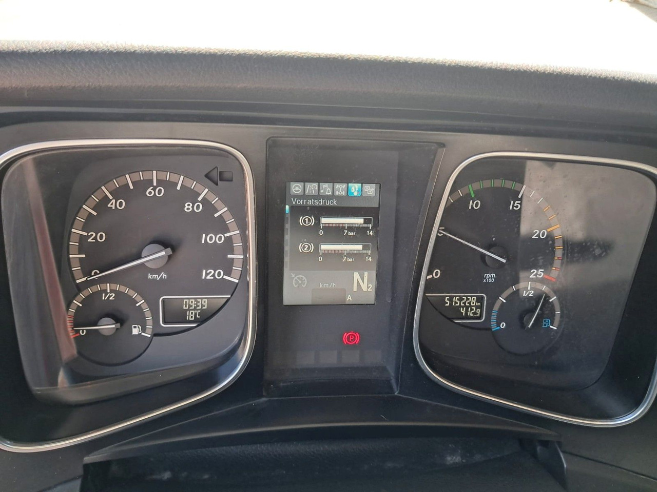 قلابات Mercedes-Benz Actros 2651 Dreiseitk.|Lift-Lenk | Klima | Retar: صور 12 قلابات Mercedes-Benz Actros 2651 Dreiseitk.|Lift-Lenk | Klima | Retar: صور 12