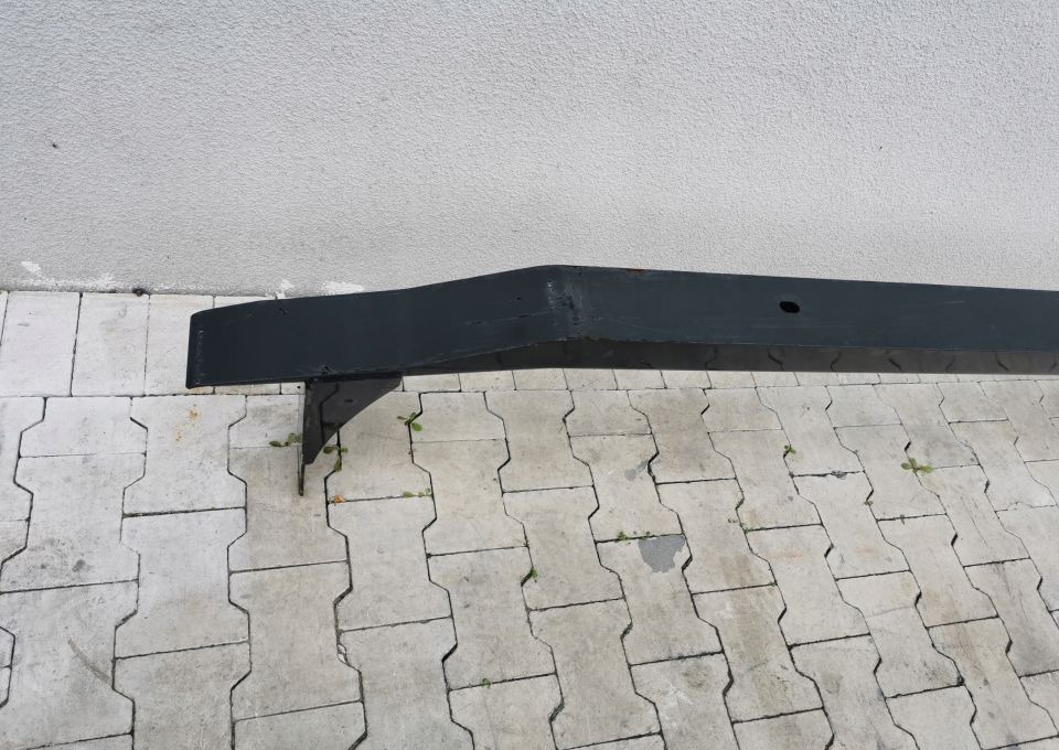 BELKA ZDERZAKA DAF LF EURO6 - كأس مترعة - شاحنة: صور 4 BELKA ZDERZAKA DAF LF EURO6 - كأس مترعة - شاحنة: صور 4