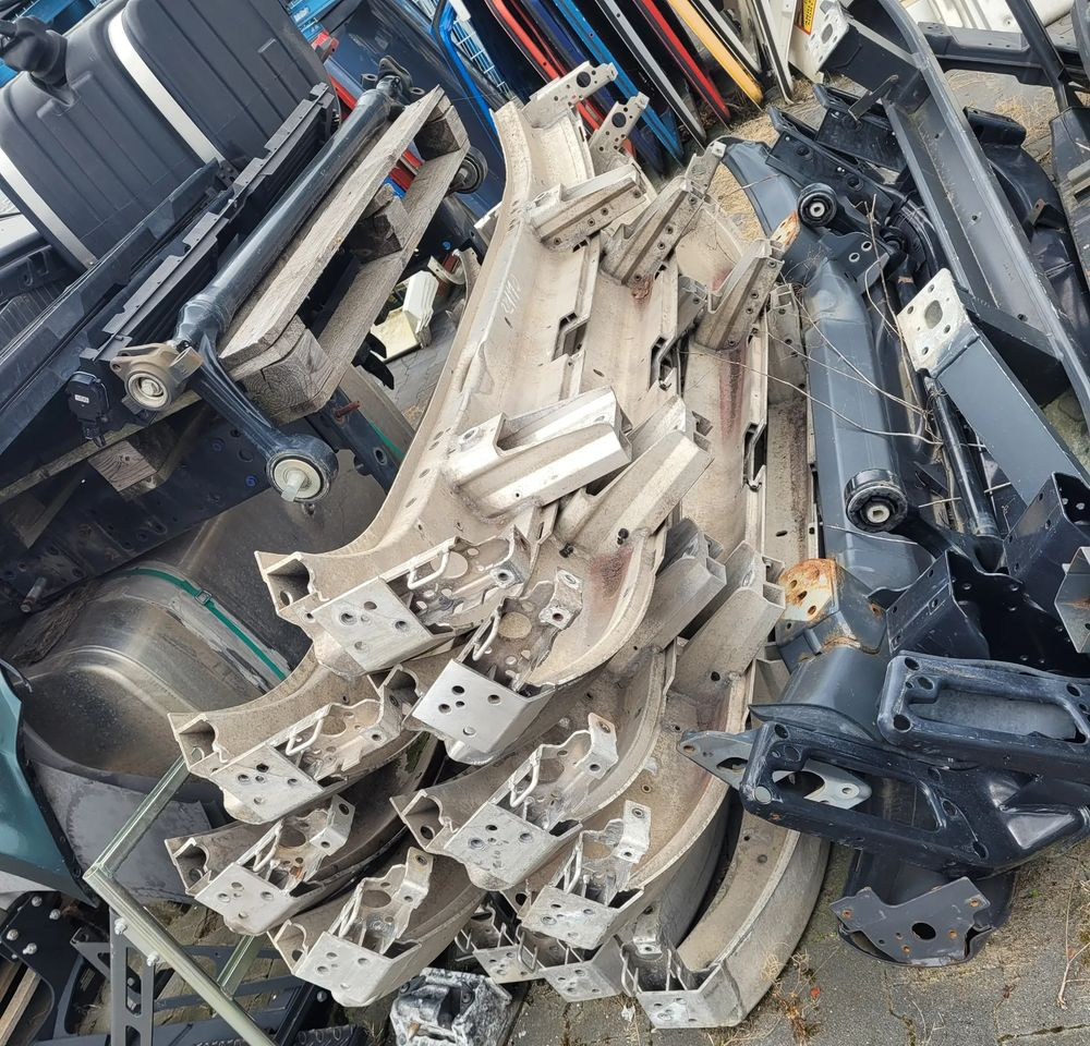 BELKA ZDERZAKA VOLVO FH4 FH5 ORYGINAŁ 84210166 CHWALIM116 - كأس مترعة - شاحنة: صور 1 BELKA ZDERZAKA VOLVO FH4 FH5 ORYGINAŁ 84210166 CHWALIM116 - كأس مترعة - شاحنة: صور 1