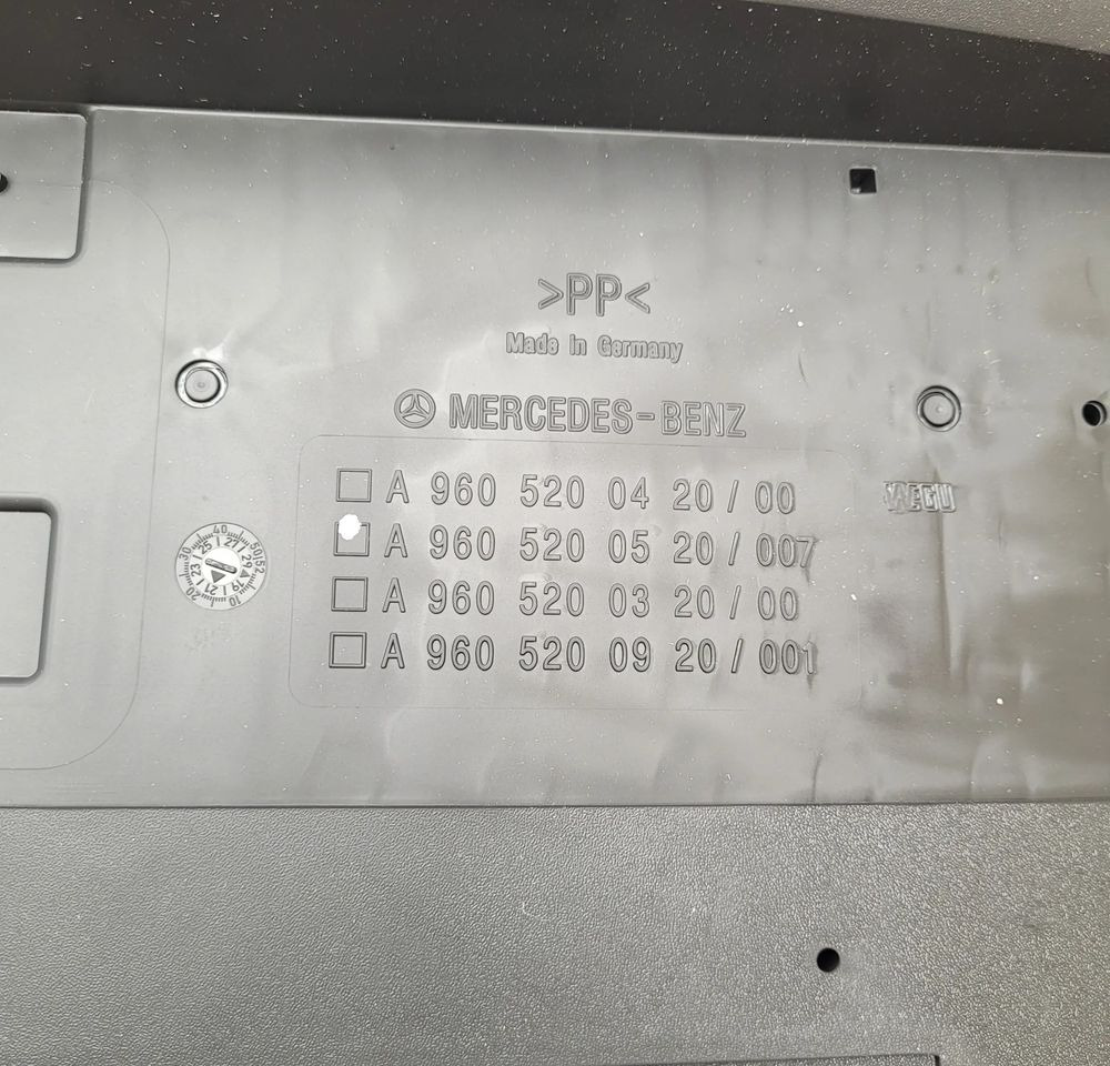 BŁOTNIK TYŁ MERCRDES ACTROS MP4 MP5 NOWY ORYGINAŁ A9605200420 CHWALIM116 - درابزين - شاحنة: صور 3 BŁOTNIK TYŁ MERCRDES ACTROS MP4 MP5 NOWY ORYGINAŁ A9605200420 CHWALIM116 - درابزين - شاحنة: صور 3
