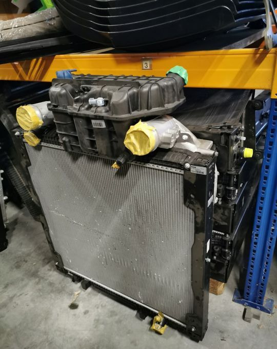 CHŁODNICA WODY MAN TGS NEW MODEL 81.06100-6917 - المشعاع - شاحنة: صور 1 CHŁODNICA WODY MAN TGS NEW MODEL 81.06100-6917 - المشعاع - شاحنة: صور 1