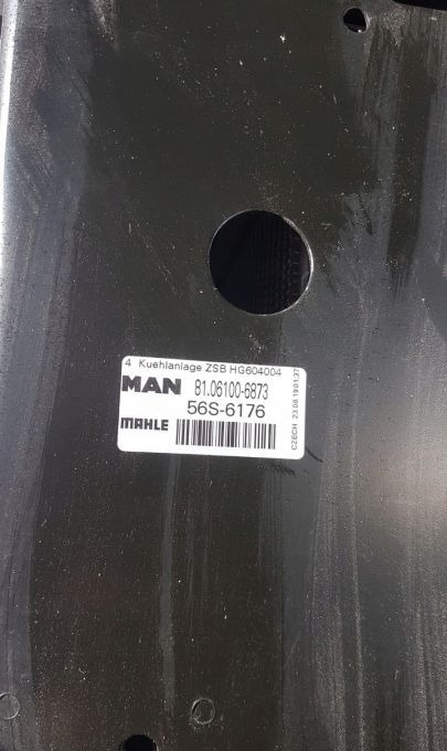 CHŁODNICE MAN TGS E6. MAHLE NOWY ORYGINAŁ 82CM. - نظام التبريد - شاحنة: صور 4 CHŁODNICE MAN TGS E6. MAHLE NOWY ORYGINAŁ 82CM. - نظام التبريد - شاحنة: صور 4