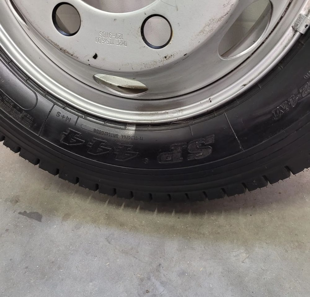 KOŁO ZAPAS DUNLOP SP444 215/75R17.5 - عجلات: صور 3 KOŁO ZAPAS DUNLOP SP444 215/75R17.5 - عجلات: صور 3