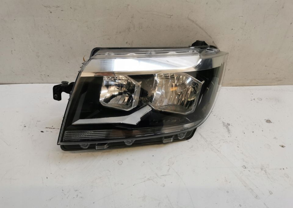 LAMPA MAN TGE VW CRAFTER ORYGINAŁ LEWA - كشافات - الشاحنات الصغيرة: صور 1 LAMPA MAN TGE VW CRAFTER ORYGINAŁ LEWA - كشافات - الشاحنات الصغيرة: صور 1