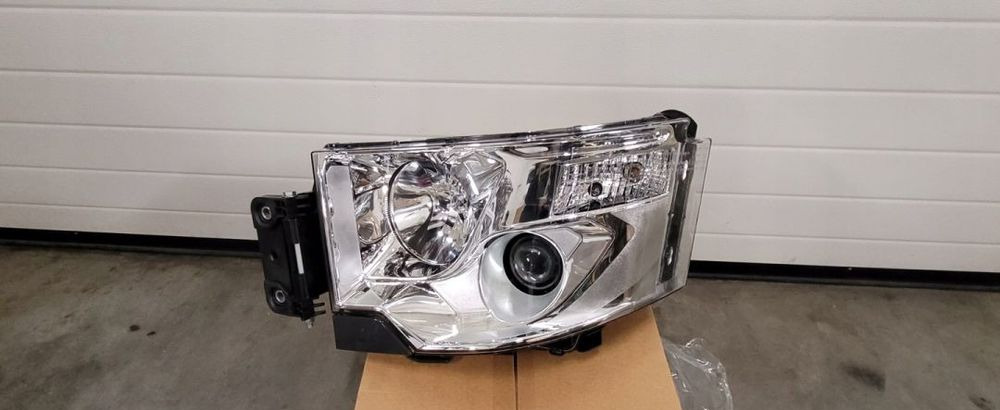 LAMPA RENAULT RANGE T NOWY ORYGINAŁ LEWA - كشافات - شاحنة: صور 1 LAMPA RENAULT RANGE T NOWY ORYGINAŁ LEWA - كشافات - شاحنة: صور 1