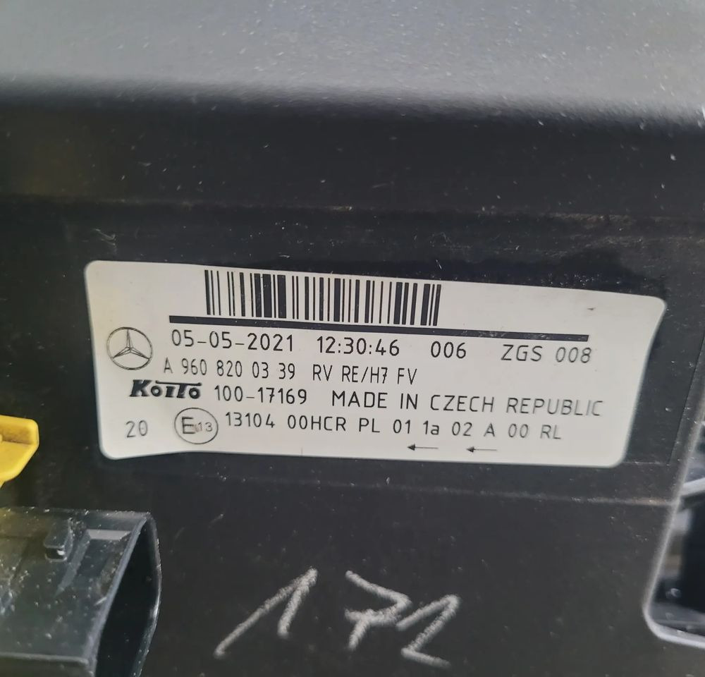 LAMPA RH MERCEDES ACTROS MP4 A9608200339 CHWALIM116 - أضواء - شاحنة: صور 4 LAMPA RH MERCEDES ACTROS MP4 A9608200339 CHWALIM116 - أضواء - شاحنة: صور 4