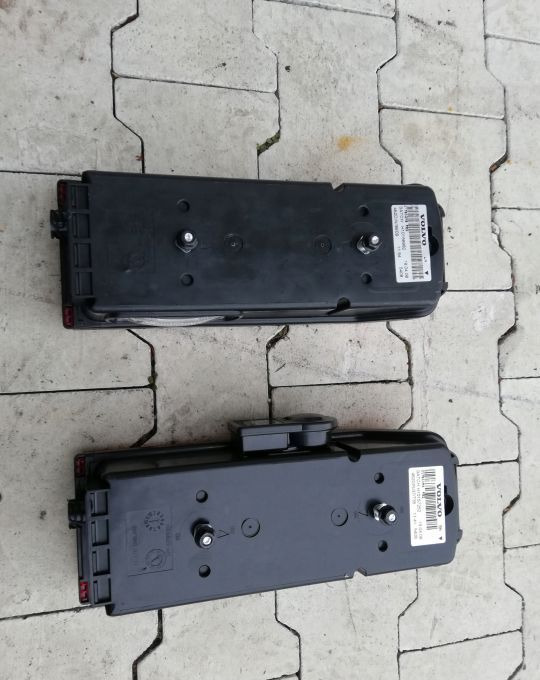 LAMPY TYL VOLVO FM FMX ORYGINAŁ KOMPLET NOWE - الضوء الخلفي - شاحنة: صور 2 LAMPY TYL VOLVO FM FMX ORYGINAŁ KOMPLET NOWE - الضوء الخلفي - شاحنة: صور 2