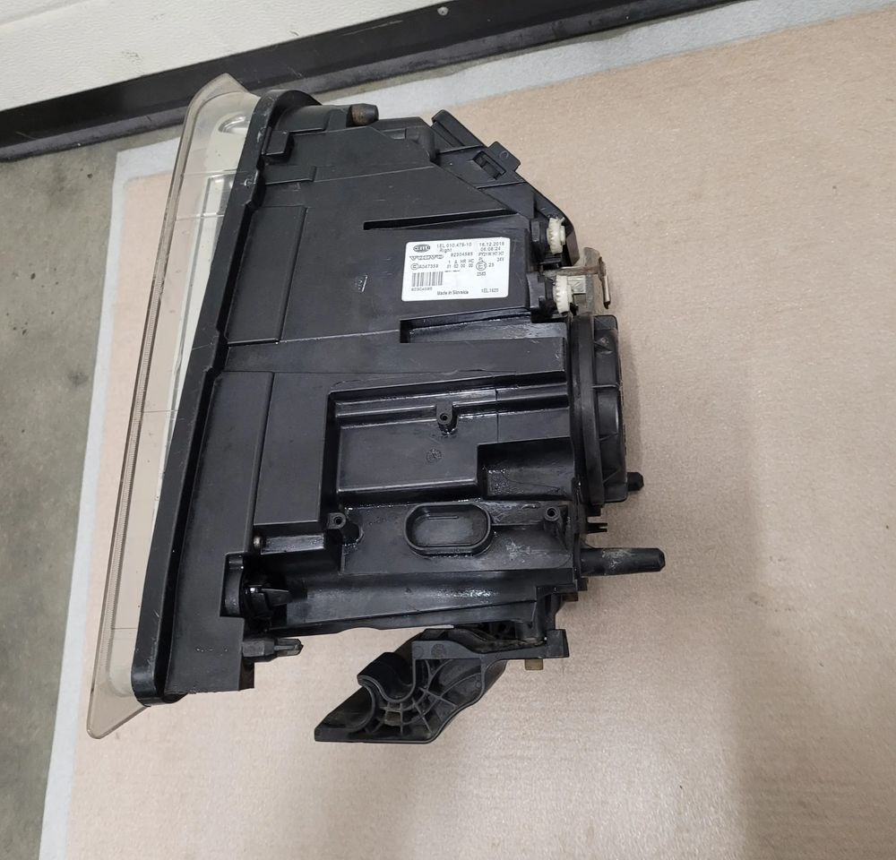 LAMPY VOLVO FH13 ORYGINAL KOMPLET - أضواء - شاحنة: صور 4 LAMPY VOLVO FH13 ORYGINAL KOMPLET - أضواء - شاحنة: صور 4