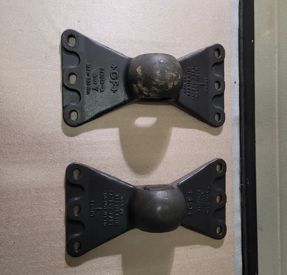 ŁAPY MOCOWANIE SIODŁA Gf 662 126 631 G - عجلة الخامسة - شاحنة: صور 1 ŁAPY MOCOWANIE SIODŁA Gf 662 126 631 G - عجلة الخامسة - شاحنة: صور 1