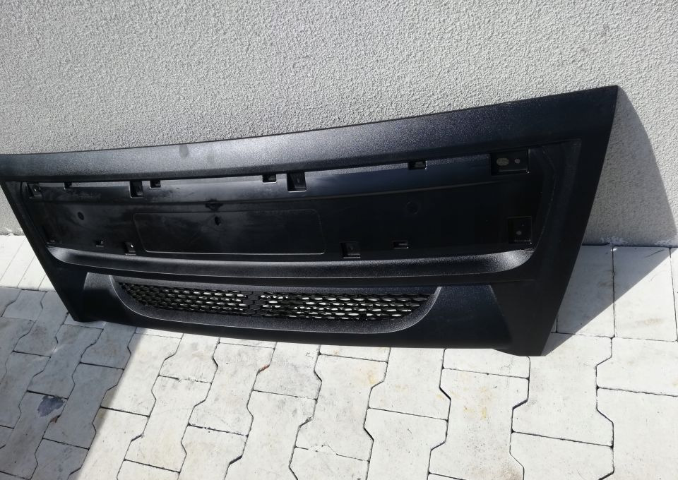MASKA GRILL ATRAPA DAF LF NOWY ORYGINAŁ EURO6 - هود - شاحنة: صور 3 MASKA GRILL ATRAPA DAF LF NOWY ORYGINAŁ EURO6 - هود - شاحنة: صور 3