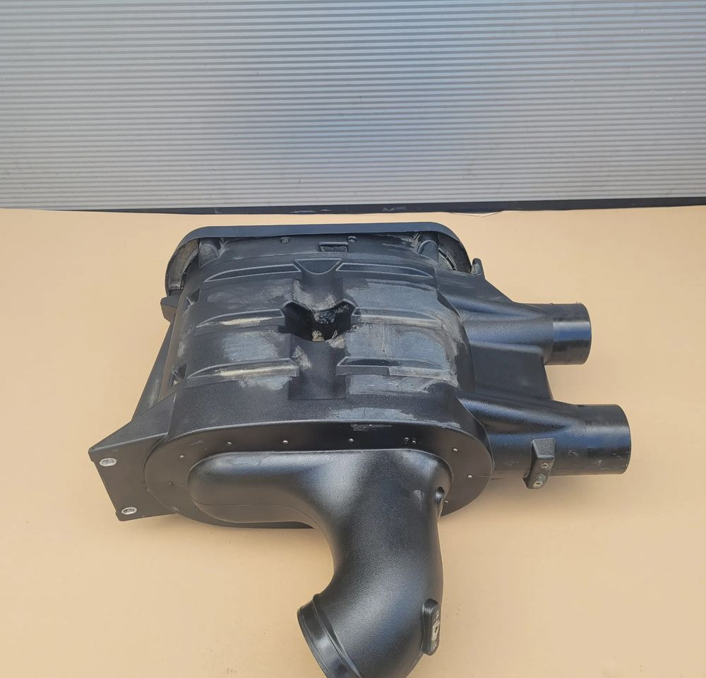 OBUDOWA FILTRA POWIETRZA MERCEDES ACTROS A0180948502 CHWALIM116 - فلتر الهواء - شاحنة: صور 2 OBUDOWA FILTRA POWIETRZA MERCEDES ACTROS A0180948502 CHWALIM116 - فلتر الهواء - شاحنة: صور 2