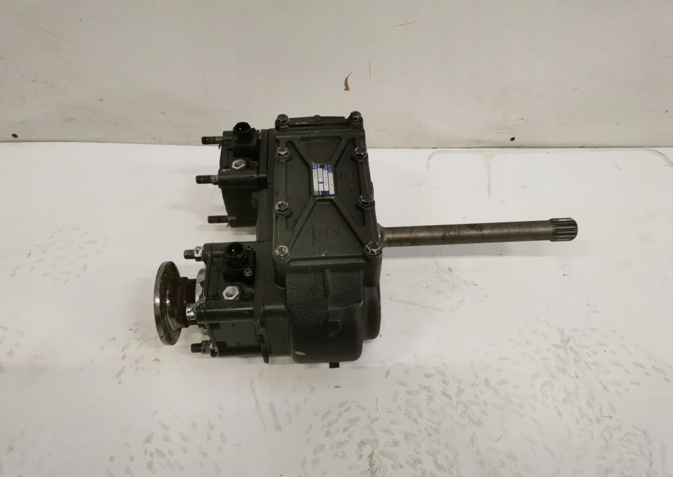 PRZYSTAWKA SKRZYNI BIEGÓW ZF PTO N AS/10 B+C - IT3 - علبة التروس و قطع الغيار - شاحنة: صور 1 PRZYSTAWKA SKRZYNI BIEGÓW ZF PTO N AS/10 B+C - IT3 - علبة التروس و قطع الغيار - شاحنة: صور 1