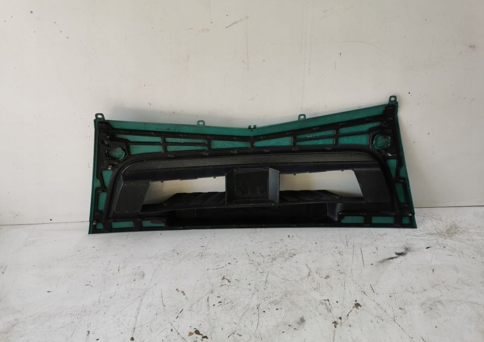 ŚRODEK ZDERZAKA MERCEDES ACTROS MP4 - كأس مترعة - شاحنة: صور 4 ŚRODEK ZDERZAKA MERCEDES ACTROS MP4 - كأس مترعة - شاحنة: صور 4