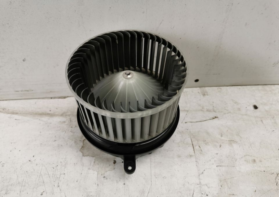 Silniczek nagrzewnicy MERCEDES ACTROS MP4 - مروحة مكيف - شاحنة: صور 1 Silniczek nagrzewnicy MERCEDES ACTROS MP4 - مروحة مكيف - شاحنة: صور 1