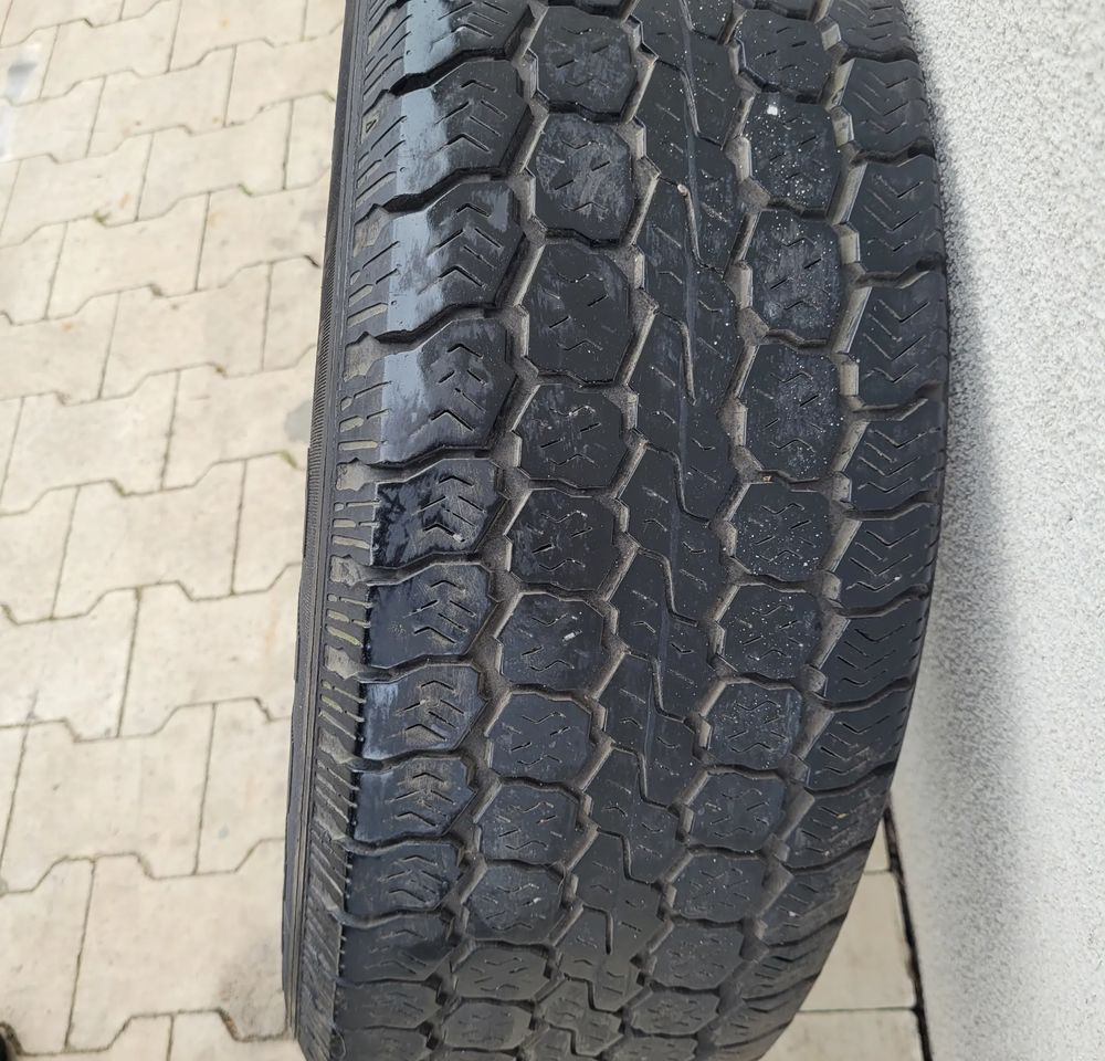 ZAPAS KOLO SPRINTER CRAFTER 235/65 R16C GOODYEAR - عجلات - الشاحنات الصغيرة: صور 3 ZAPAS KOLO SPRINTER CRAFTER 235/65 R16C GOODYEAR - عجلات - الشاحنات الصغيرة: صور 3